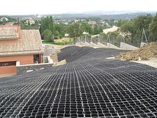 EcoGrid S50 33cm x 33cm x 5cm Permeable Paving Grid System :: 10 Square Metres