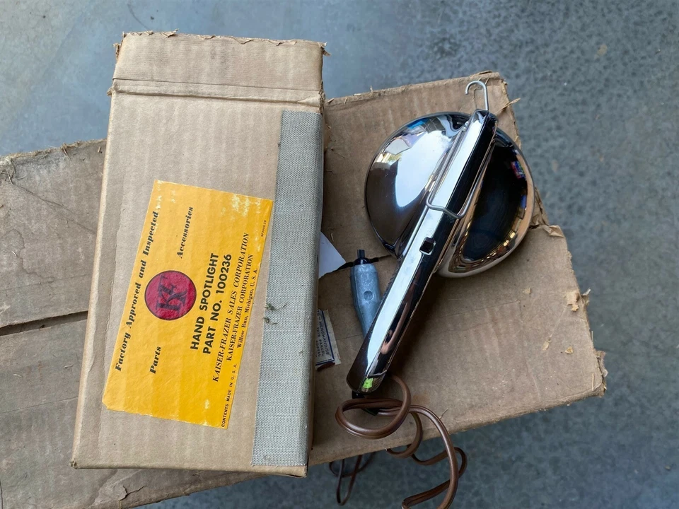 47 48 49 50 51 52 53 54 55 KAISER FRAZER HENRY J SPOT LIGHT DEALER ACCESSORY NOS - Image 2 of 4