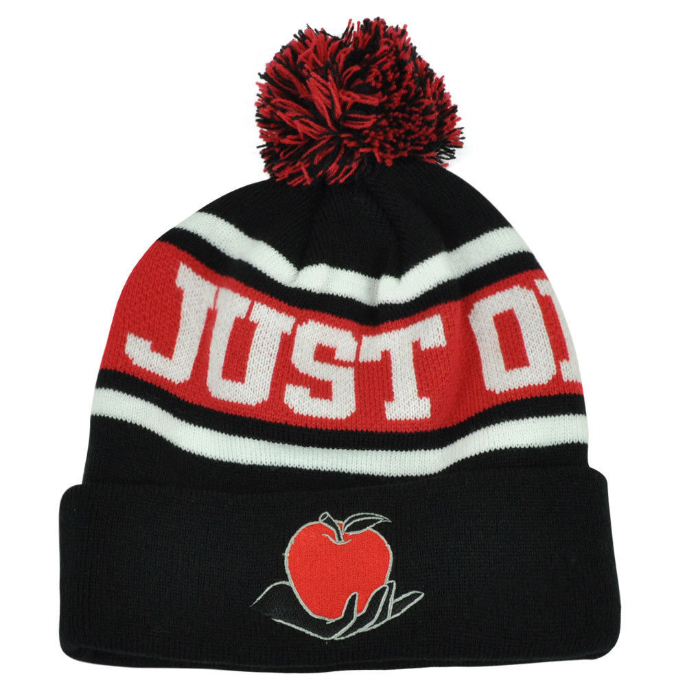 Белоснежная вязаная шапочка Just One Bite