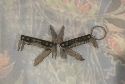 Gerber Shortcut Black Mini Multi Tool Scissors Screwdrivers File Knife Key Chain