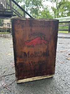 Mobil Oil Gargoyle Wooden Crate, Vintage mobil Collectible