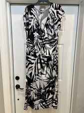 Avenue Dress Black/White Maxi Soft Comfy Floral Sleeveless Summer Beach Sz 18/20