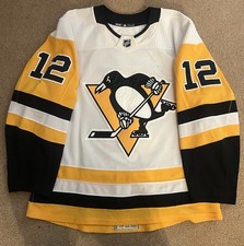 Dominik Simon 2019-20 Game Worn Used Pittsburgh Penguins Hockey Jersey - Crosby
