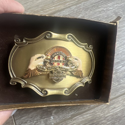 HARLEY DAVIDSON GÜRTELSCHNALLE "GENUINE BIKER AND DAMN PROUD OF IT" 1978 RAINTREE - Bild 6 von 7