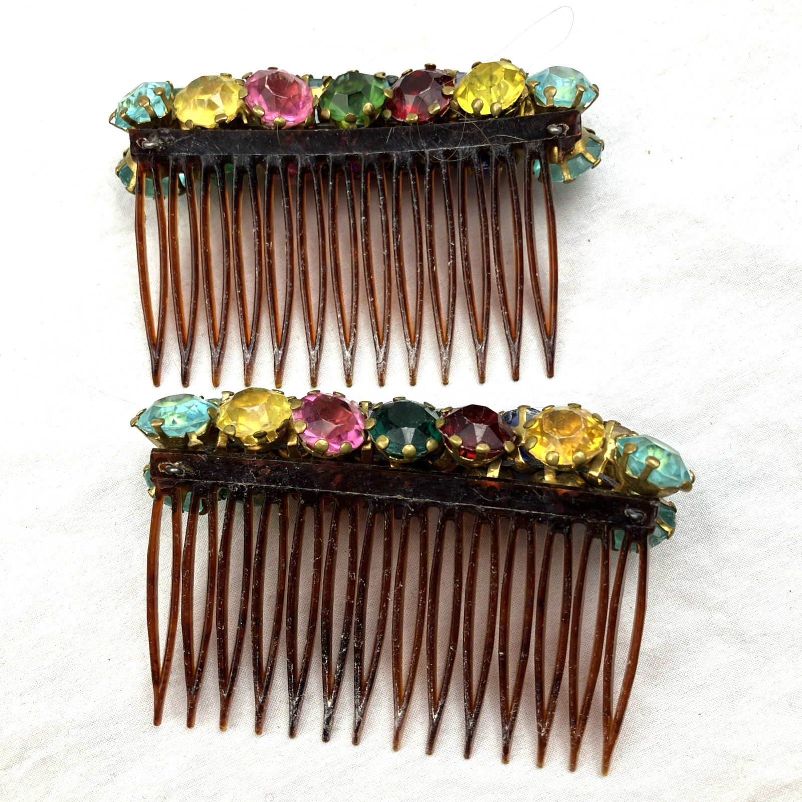 Vintage 40s 50s Prong Set Glass Rainbow Hair Comb… - image 3