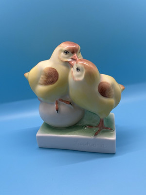 Vintage Herend Hungary Chicks With Egg, Excellent Condition, RARE