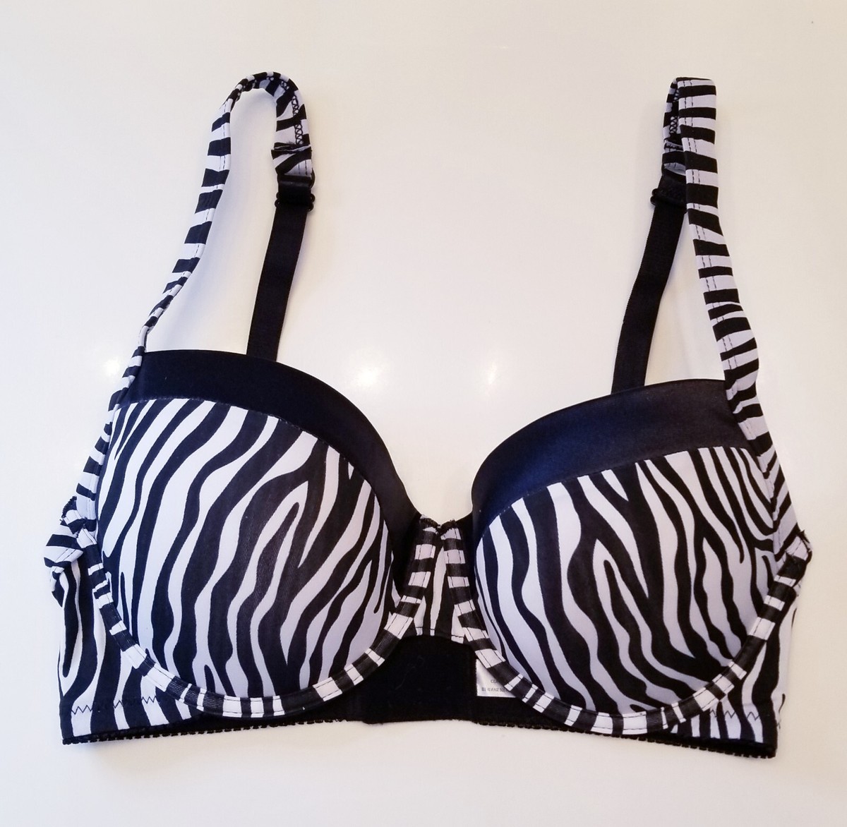 Zebra Bra 34C Rampage Intimates Zebra Demi Tuxedo Underwire Black