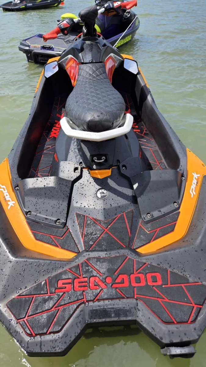 Customized Jet Ski Traction Mat For SeaDoo RXP X260(12 16) RXPX300(12 20) GTR X230(17 19) EVA Non Slip Motorboat Traction Mat - Foto 12