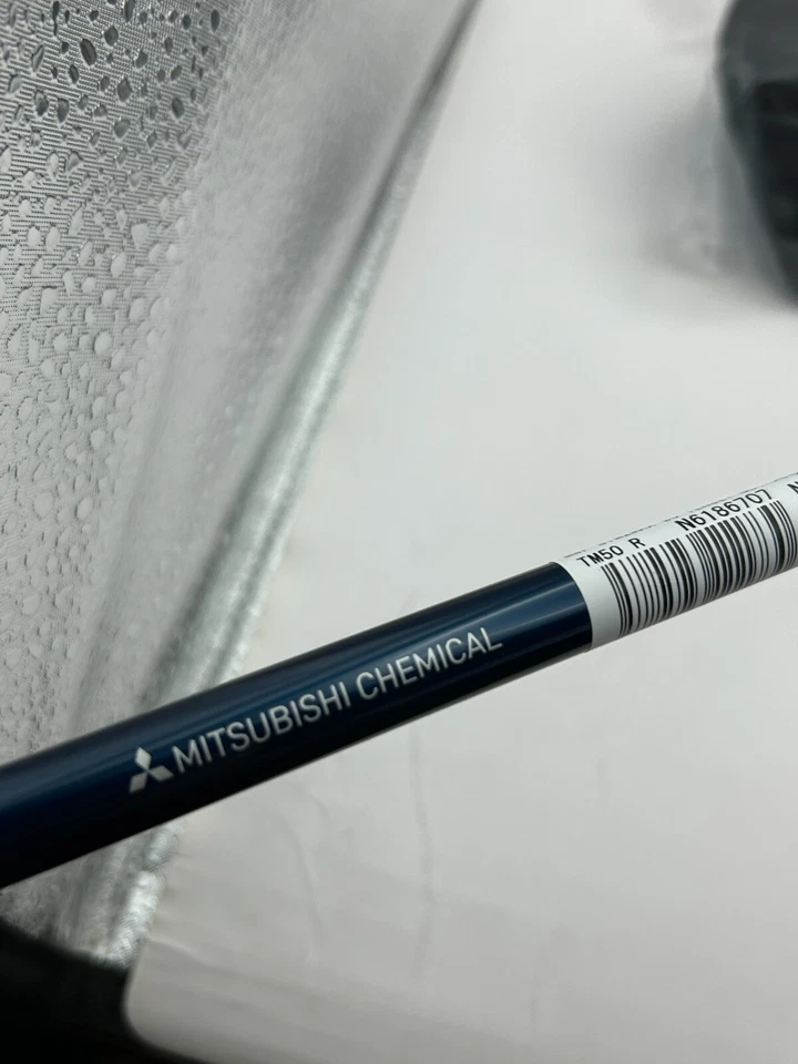 TaylorMade SIM2 MAX Fairway Wood 5W 18 TENSEI BLUE TM50 Regular Head Cover 1820 - Image 3 of 4