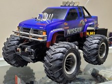 Uso Kyosho 1/10 Double Dare 4WD R/C Monster Truck Nissan Frantoio Auto Elettrico