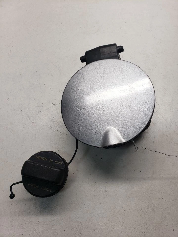 Puerta de llenado de combustible Fit 2008 1438773 Foto 2 de 4