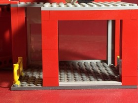 Lego City Fire Station 60110 Incomplete Build Only.