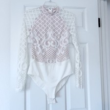 Modern Vintage Boutique Beige Cream Elegant Lace BodySuit Medium NEW/Tag