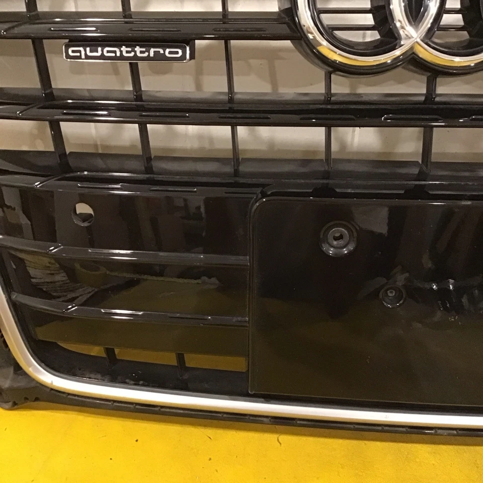 Parachoques delantero completo Audi Q3 Quattro 2016 2017 2018 8U0,853,653,M OEM Foto 4 de 4