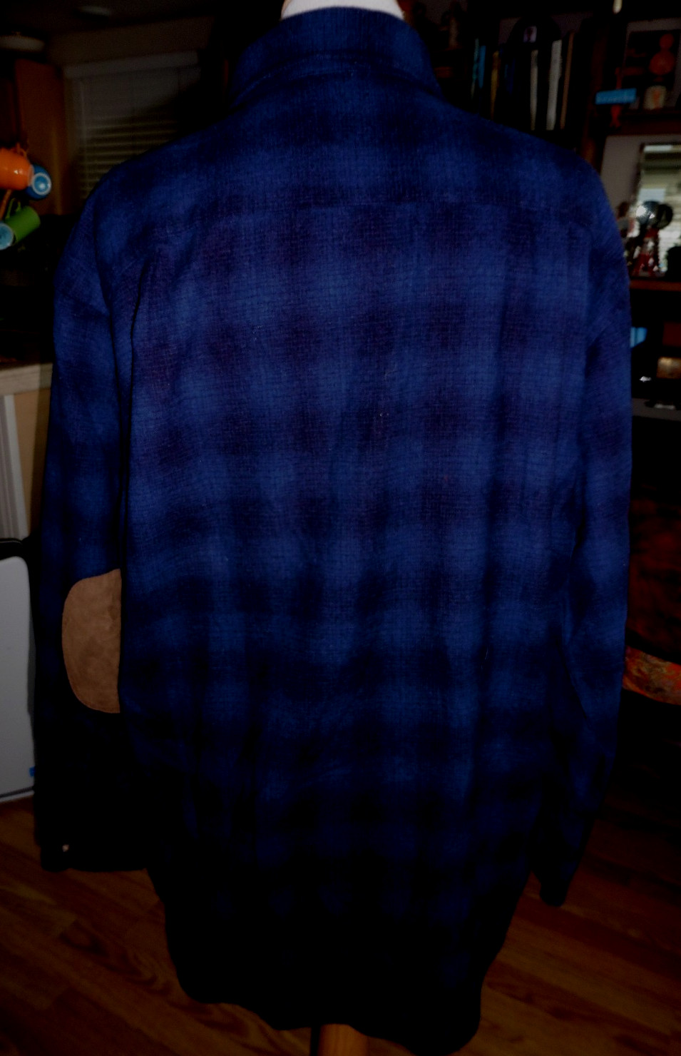 PENDLETON VIRGIN WOOL LARGE LONG SLEEVE PLAID NAV… - image 1