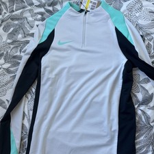 nike quarter zip