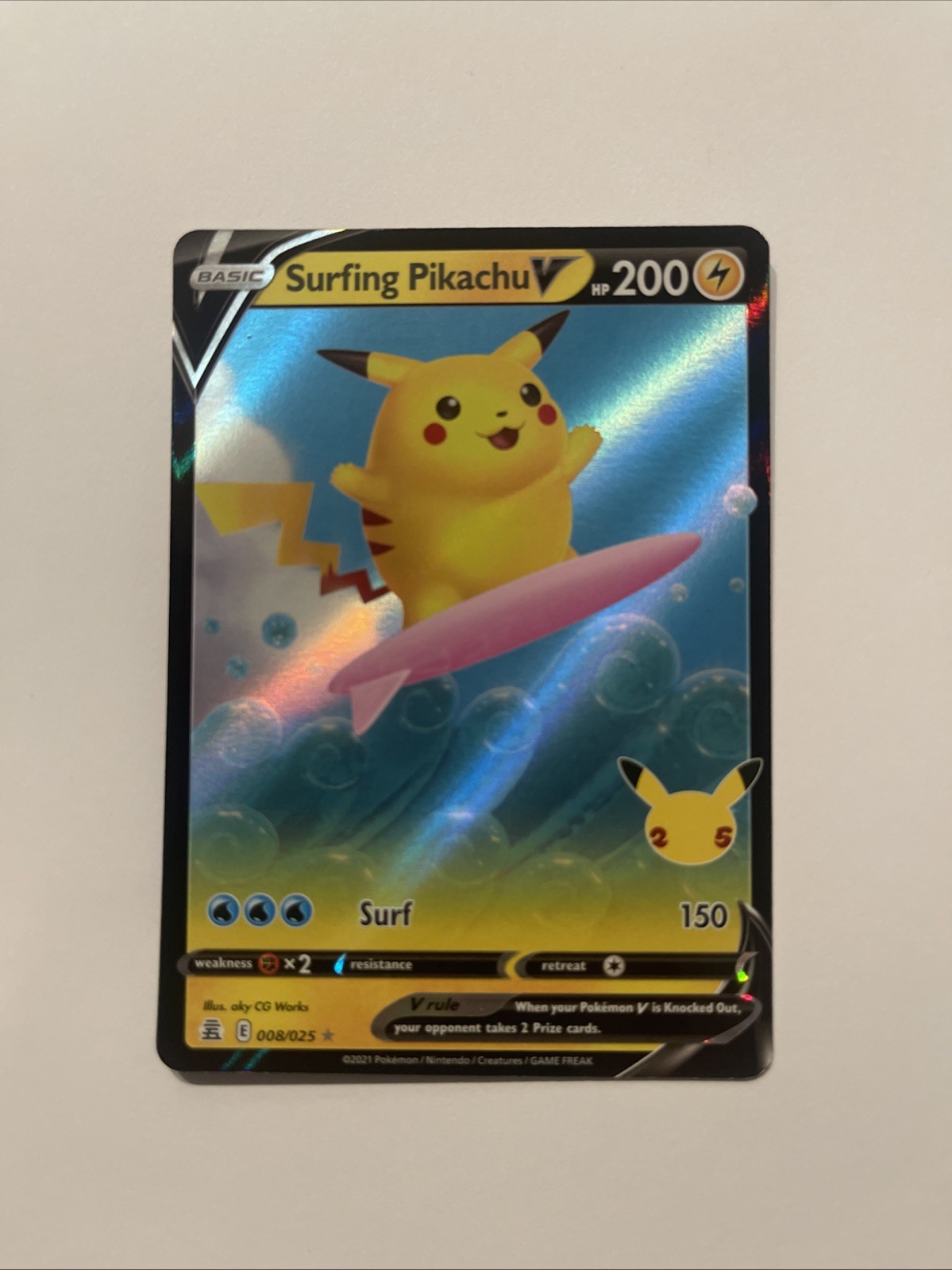 Pokémon 2021 TCG SWSH Celebrations Ultra Rare Surfing Pikachu V Card 008/025 NM