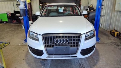 Used Front Right Door Assembly Front fits: 2011 Audi Q5 electric Front Right Gra