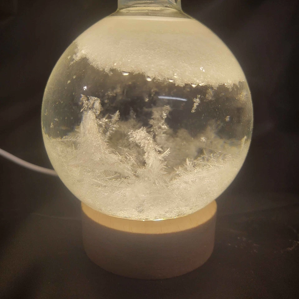 Barómetro de vidrio Fitzroy Storm globo de nieve y pantalla LED USB | ¡Hecho en EE. UU.! | Foto 3 de 4