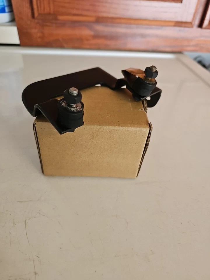 Cadillac Cruise Control Transducer Bracket - Image 3 of 3