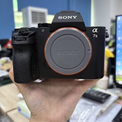 Sony Alpha A7 II 24.3MP Digital Camera Body Only English w/battery