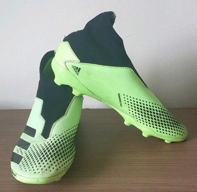 Adidas Predator Fußballschuhe. Rasennoppen. ARTEH3019. UK 5. Grün. Fußball .