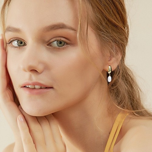 Fresh water pearl teardrop S925 sterling silver with 18k gold filled earrings - Picture 5 of 6