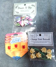 14 Plastic Celluloid Buttons Dress It Up & Friendship Sets