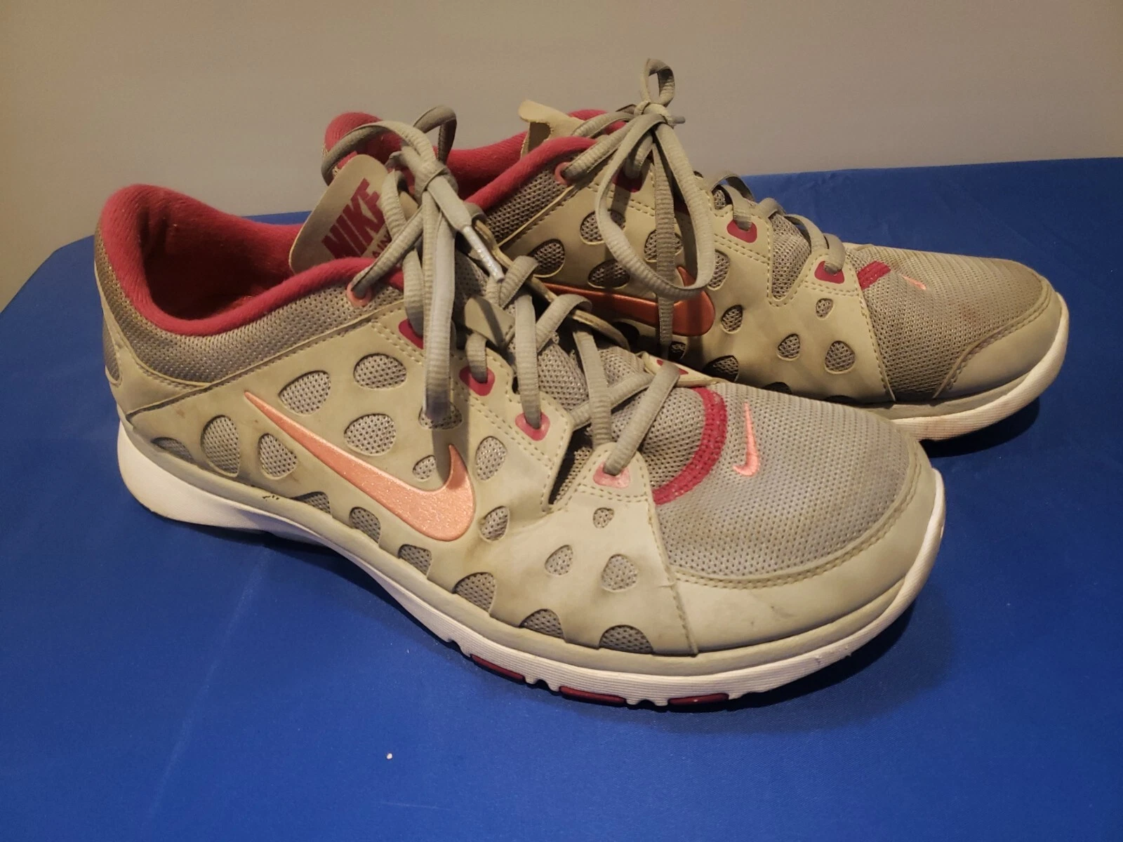 Nike Womens 10 Flex Supreme TR Training Shoes Pink Gray