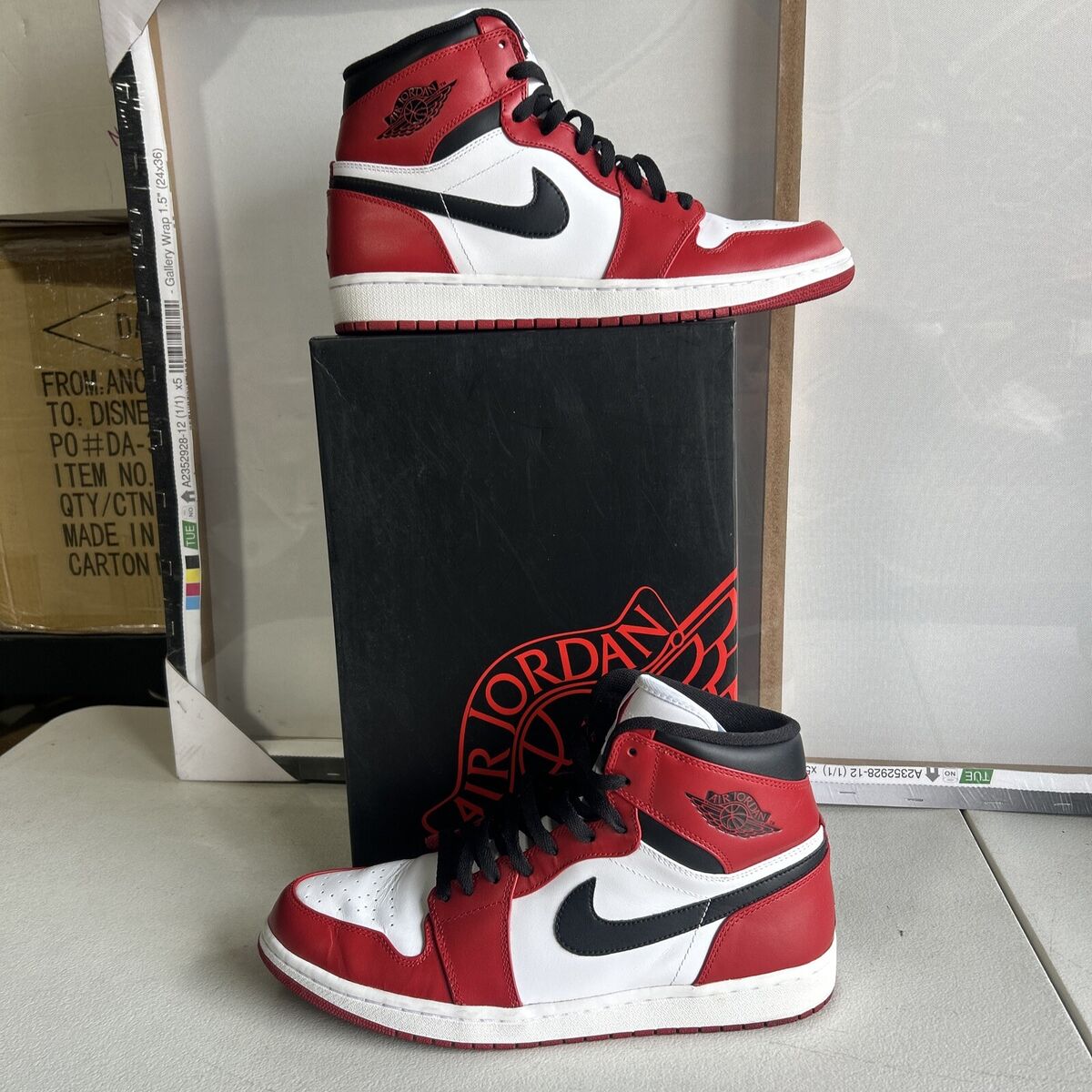 Nike AIR JORDAN 1 RETRO HIGH CHICAGO 2013 RELEASE 332550-163 Nike AIR JORDAN 1 RETRO HIGH CHICAGO 2013 RELEASE 332550-163