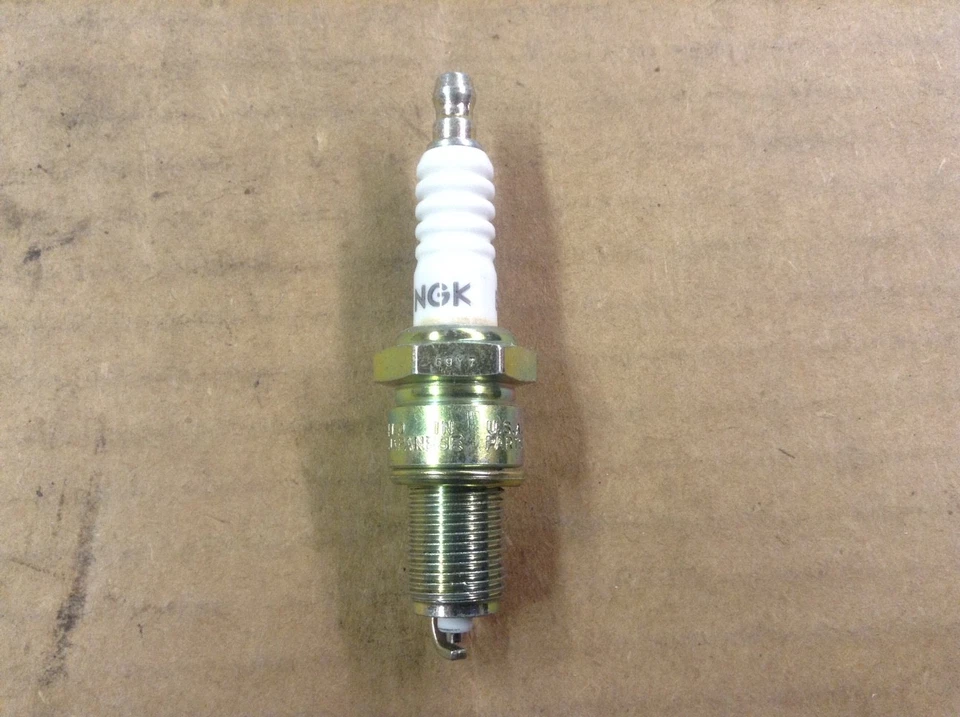 Nueva bujía NGK BP5EA-L - CANTIDAD 2 Foto 3 de 4