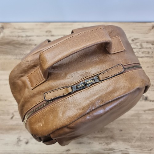 Mochila de cuero. Bolso, mochila, bolso de hombro escolar, equipaje de mano de viaje - Imagen 11 de 35