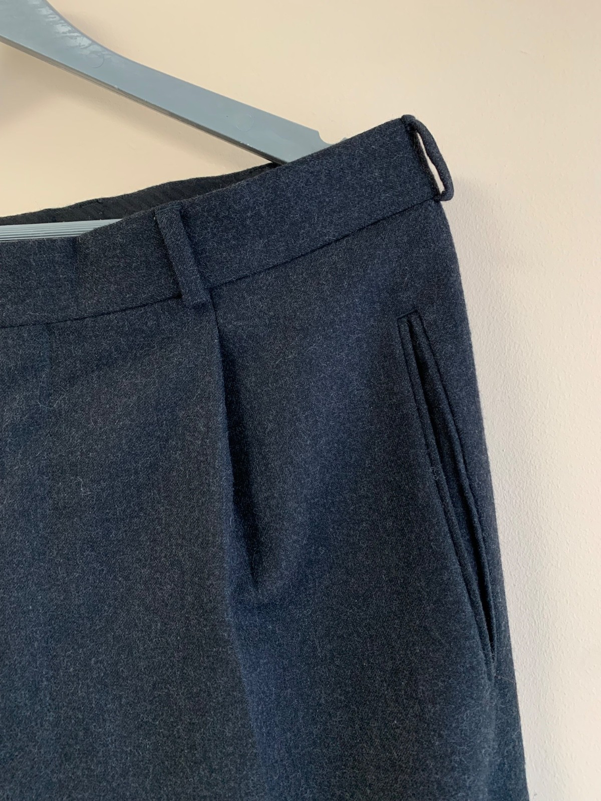 Yves Saint Laurent YSL Black Wool Pleated Trouser Dress Pants Size 50 thumbnail 4