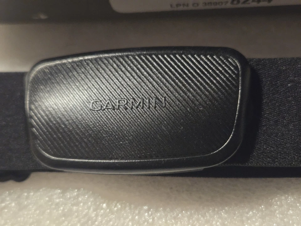 Garmin HRM-Dual Heart Rate Monitor Fitness Sport Adjustable Strap and sensor - Image 3 of 3