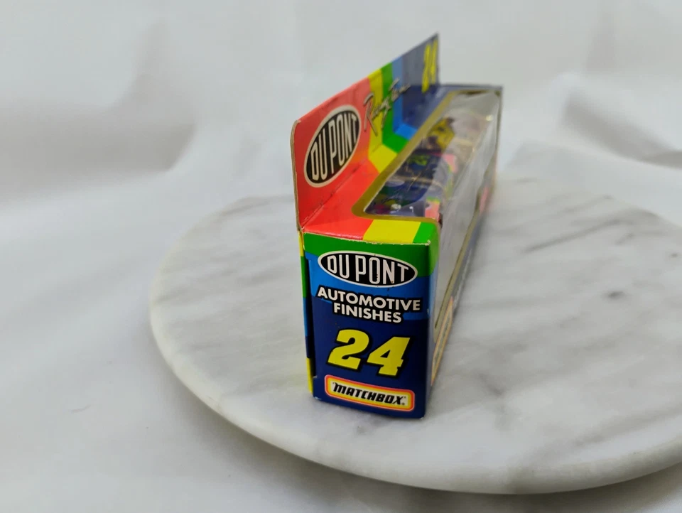 RARE Matchbox Jeff Gordon Dupont 1993 Rookie of the Year Team Convoy Gold Lumina - Image 3 of 4