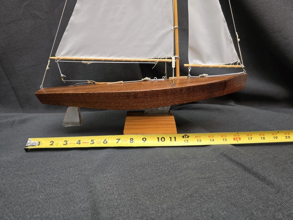 Винтажная 17-дюймовая деревянная демонстрационная модель парусника — морской декор, ремонт мелкого такелажа - Изображение 2 из 4