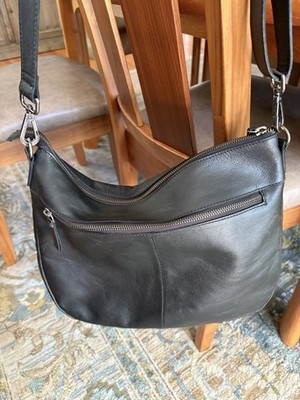 Harbour 2nd Black Crossbody Bag Zip Closure Adjustable Strap Silver Hardware