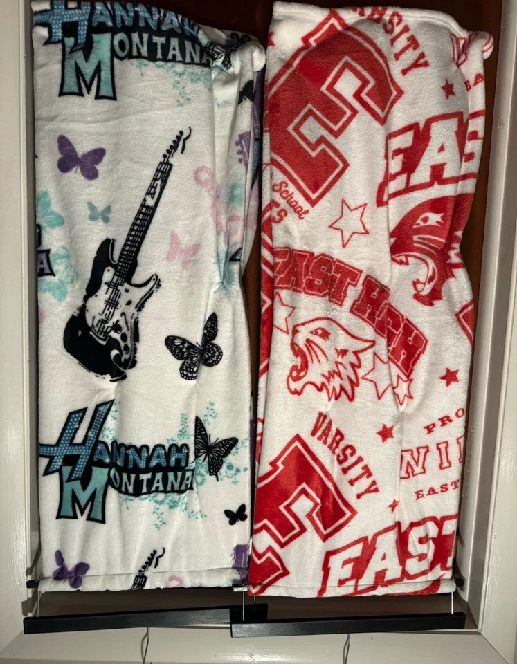 Manta musical Hannah Montana y High School doble Disney nueva con etiquetas Foto 2 de 4