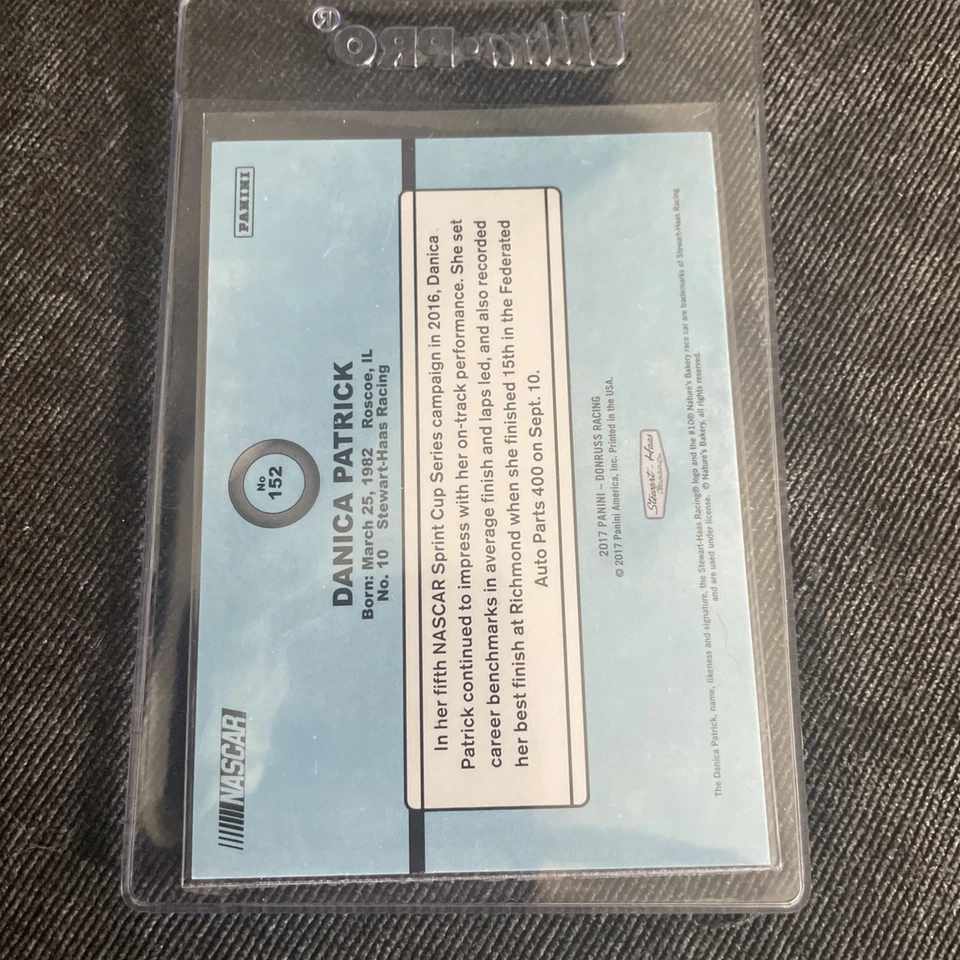 2017 Panini Donruss 1984 Retro Variations Green Foil #152 Danica Patrick 143/199 - Image 2 of 3