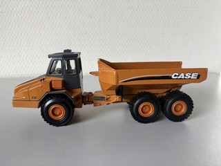 Case 330 Dumper ERTL #14407 1:50 Original Box