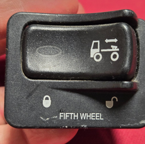 PETERBILT ROCKER SWITCH, FIFTH , 5TH WHEEL LOCK / UNLOCK GTD 3246-002