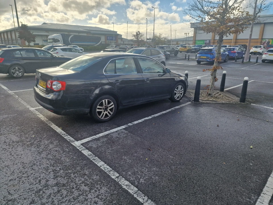 Volkswagen Jetta 1.9 TDI MOT until May - Image 3 of 4