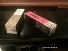 2 New Champion Platinum Spark Plugs 3132 New Old Stock  Re10pm5