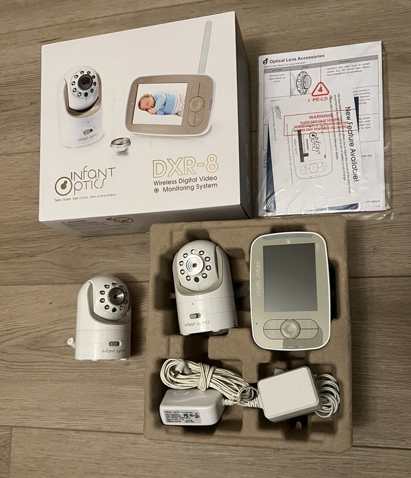 Infant Optics DXR8 Baby Monitor Zoom, Wireless, TwoWay Talk And Extra