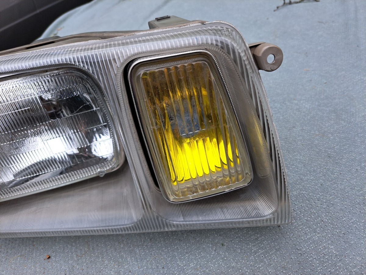 Mercedes W126 300SD 380SE 380SEL 500SEL Headlight Assembly Right