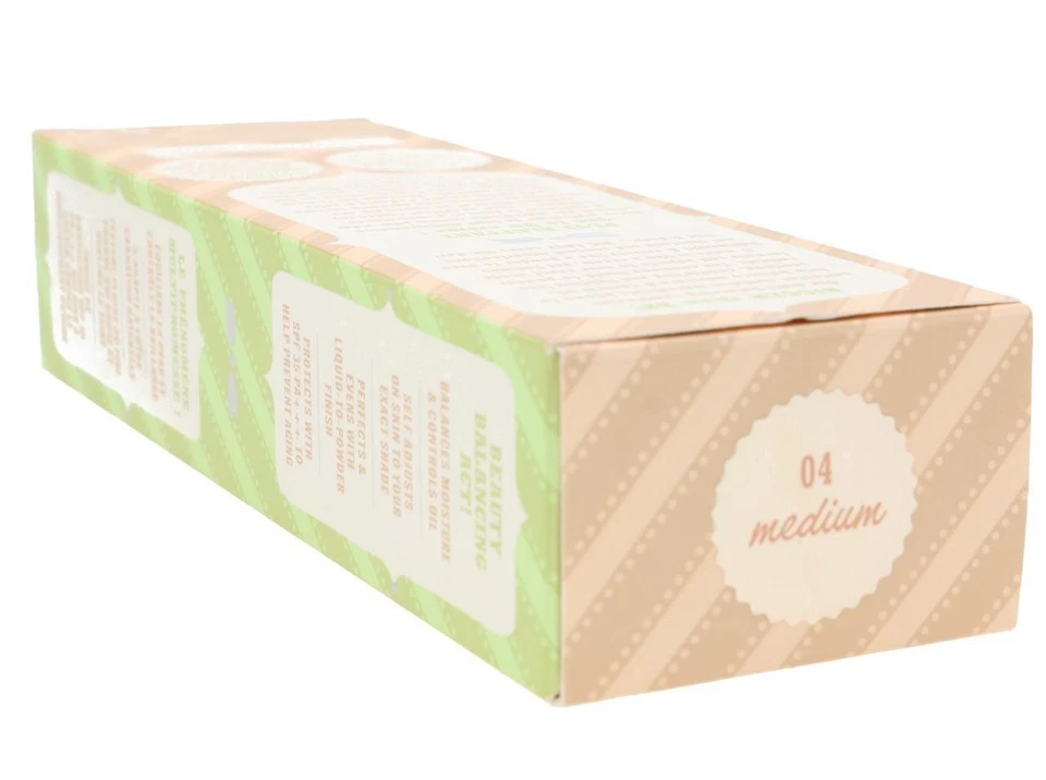 Benefit Big Easy Liquid to Powder Foundation 04 Medium SPF 35 / PA+++ 35ml - Image 4 of 4