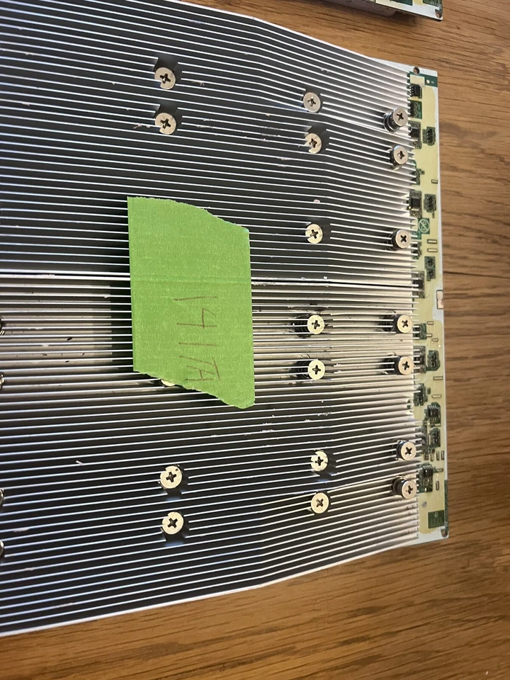 Bitmain Antminer S19XP 141 Th Hashoard **NOT WORKING….FOR PARTS - Image 3 of 4