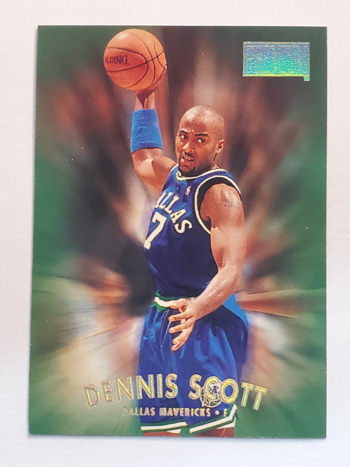 1997-98 SkyBox Premium #141 Dennis Scott ~ Dallas Mavericks