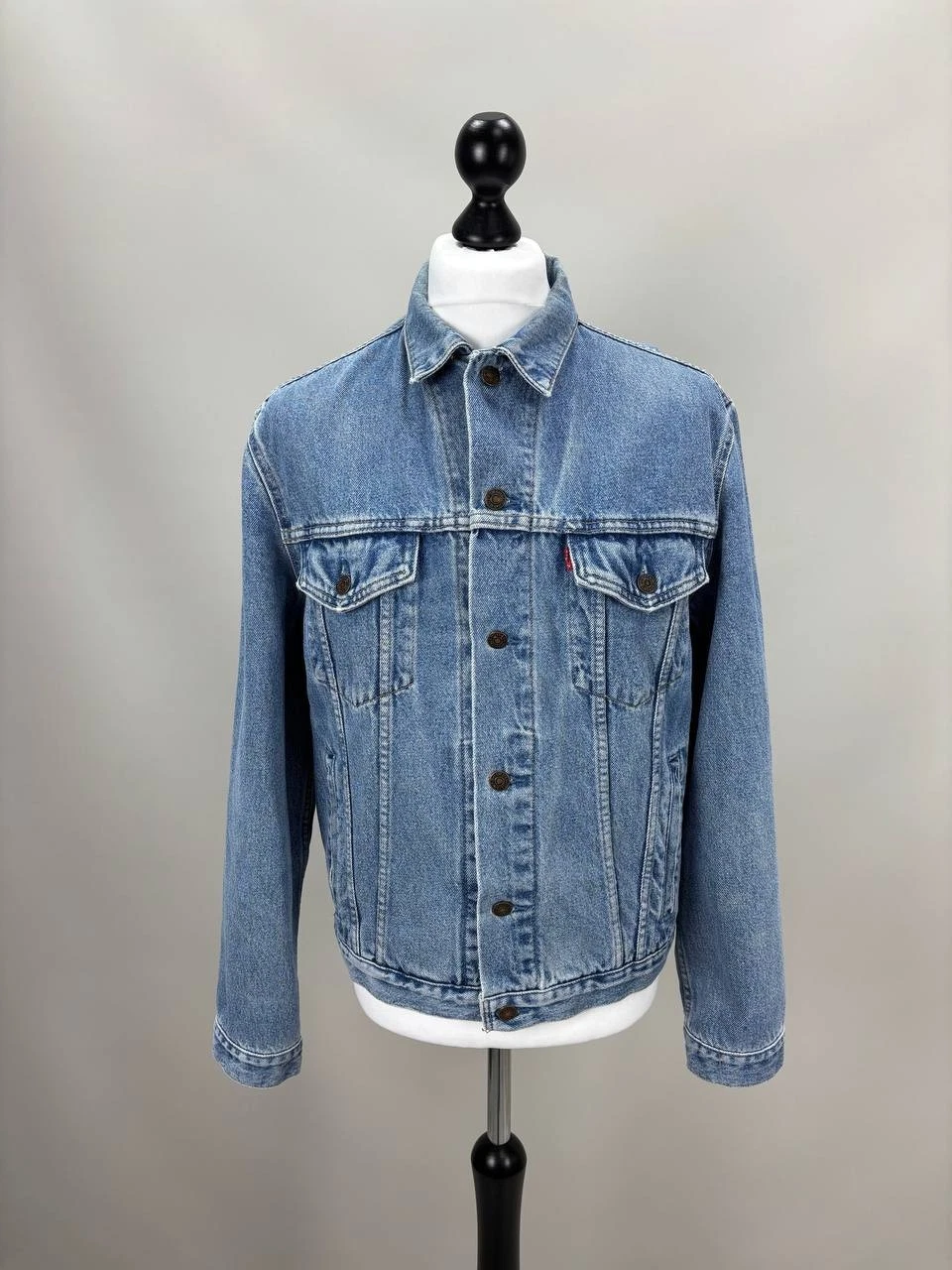 Mens vintage denim jacket Levis Size M Color Blue Duties Paid (USA)
