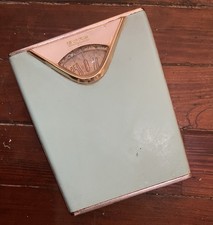 Vintage Mid Century BORG Bathroom Scale 250 lbs Atomic Gold Trim AQUA Turquoise